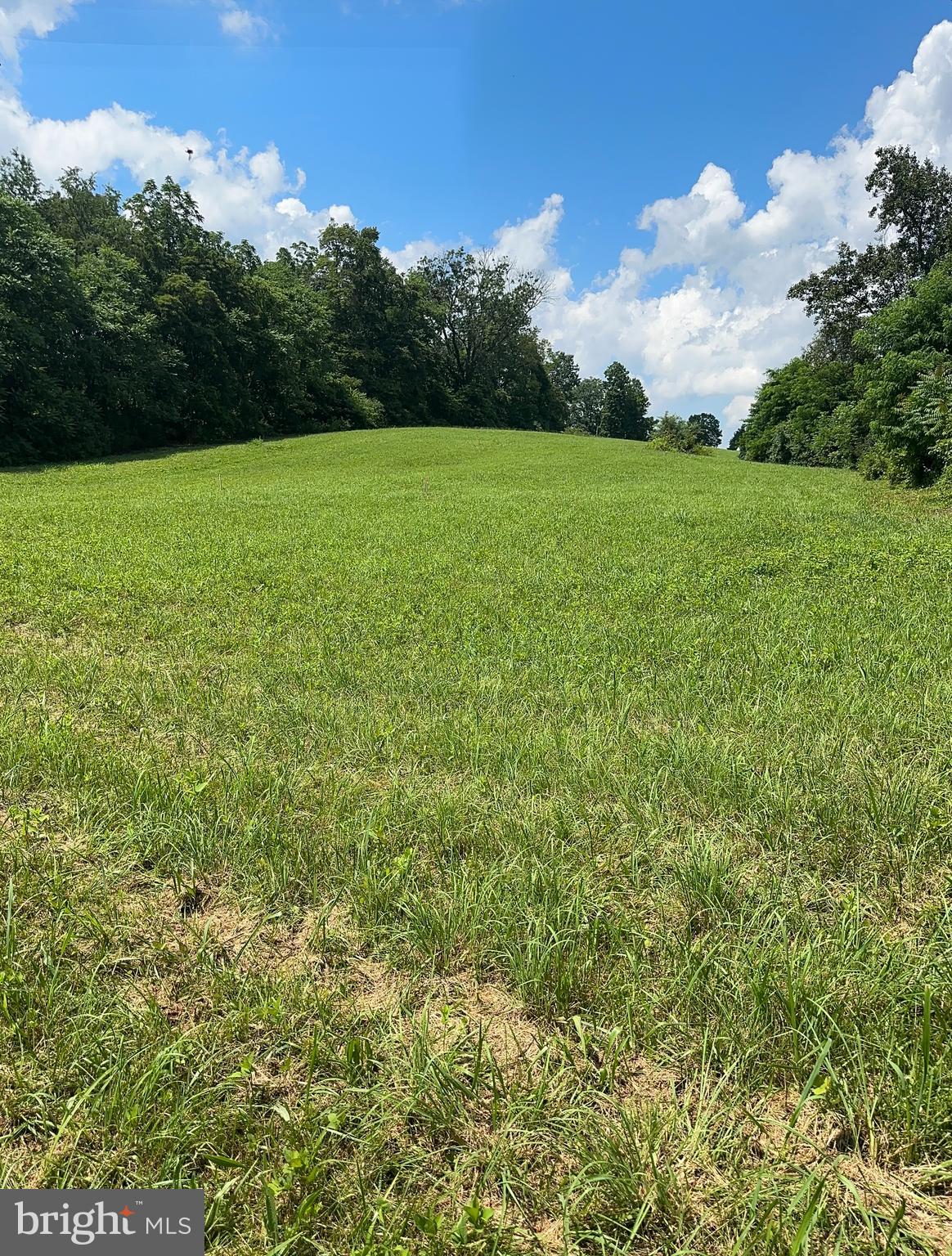 Lot B 4661 Middle Road