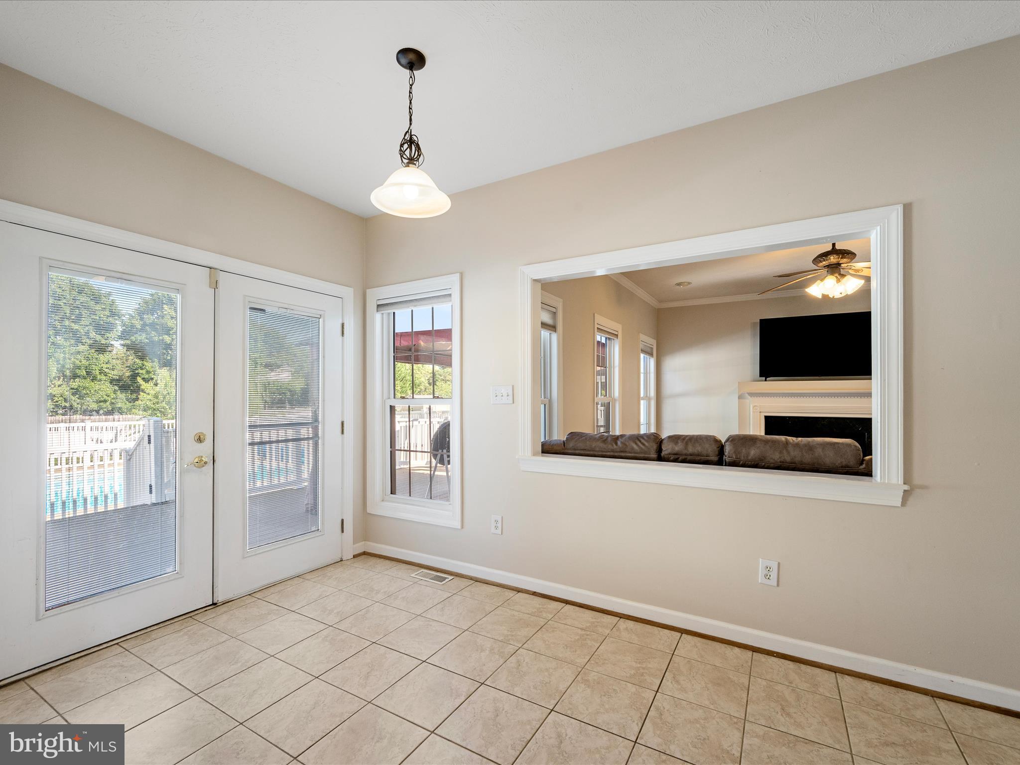 121 Brenton Ct