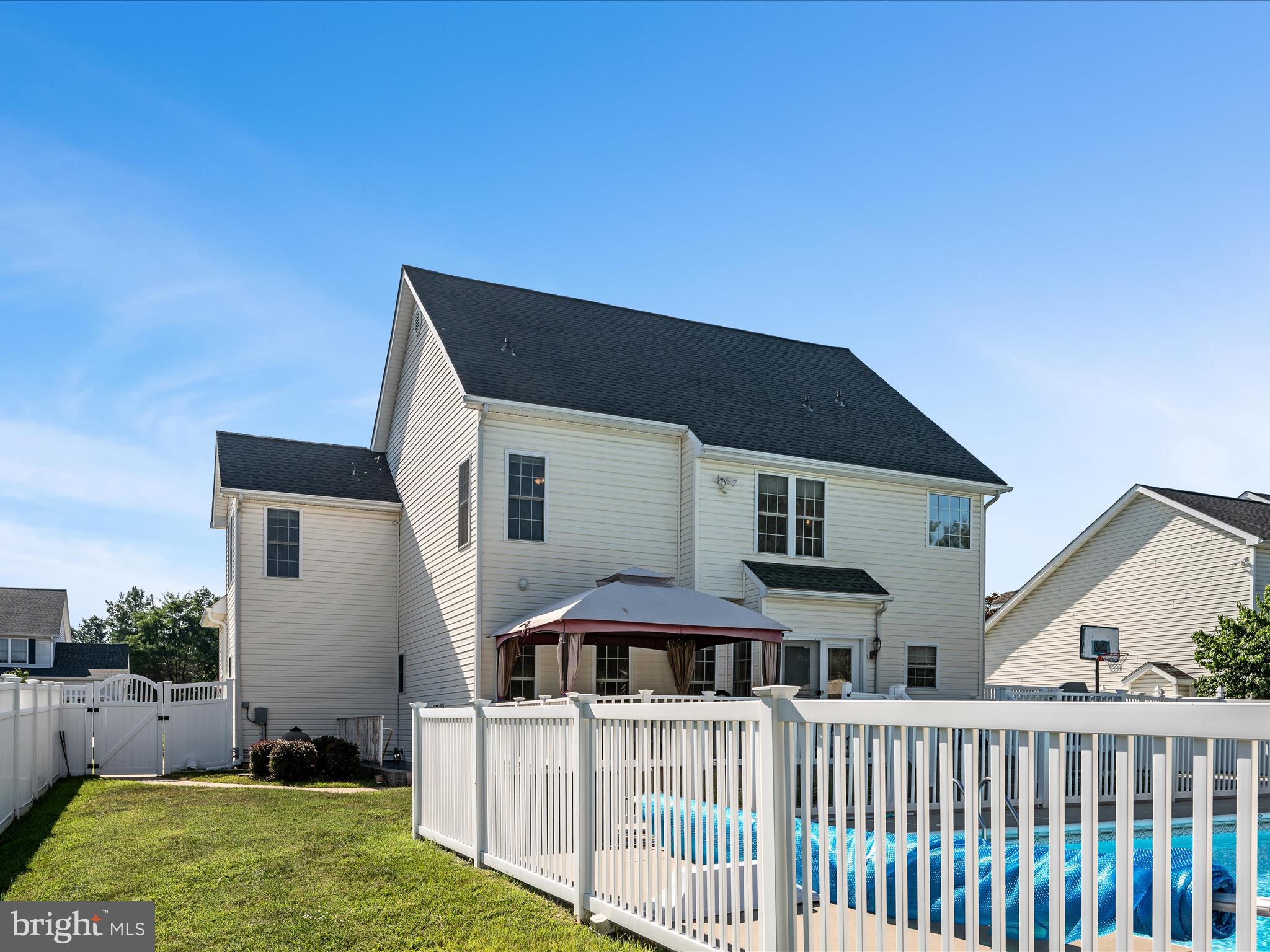 121 Brenton Ct