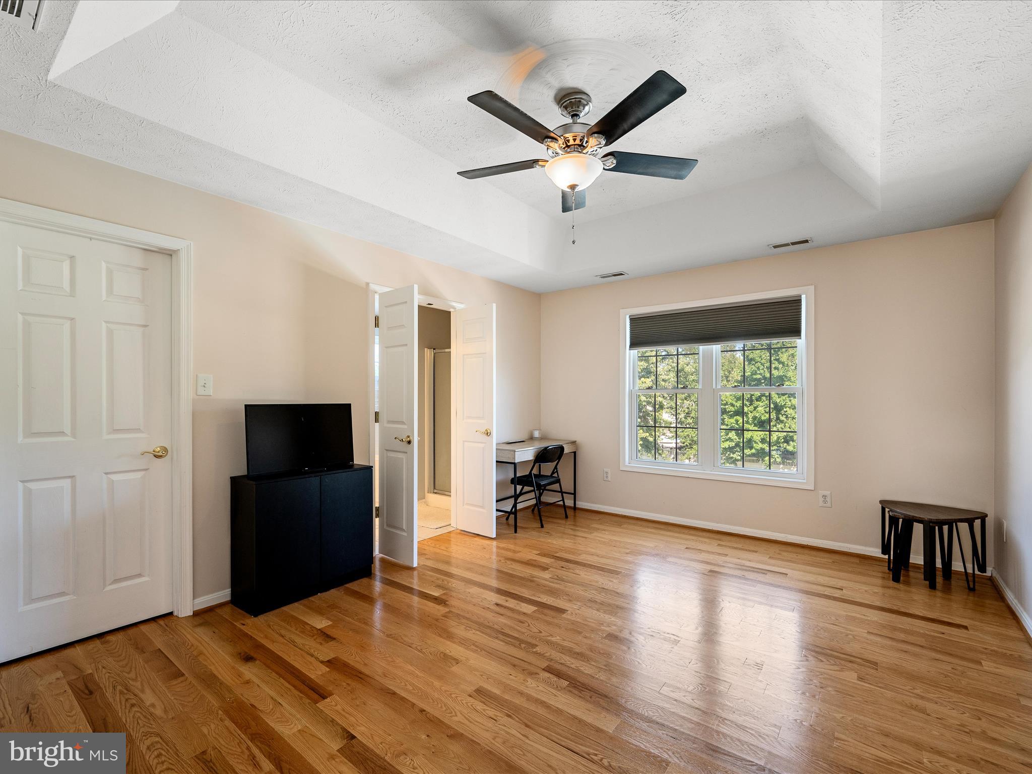 121 Brenton Ct