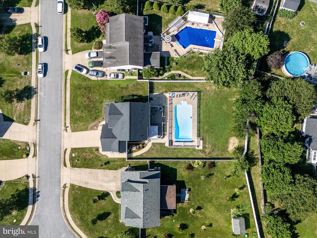 121 Brenton Ct