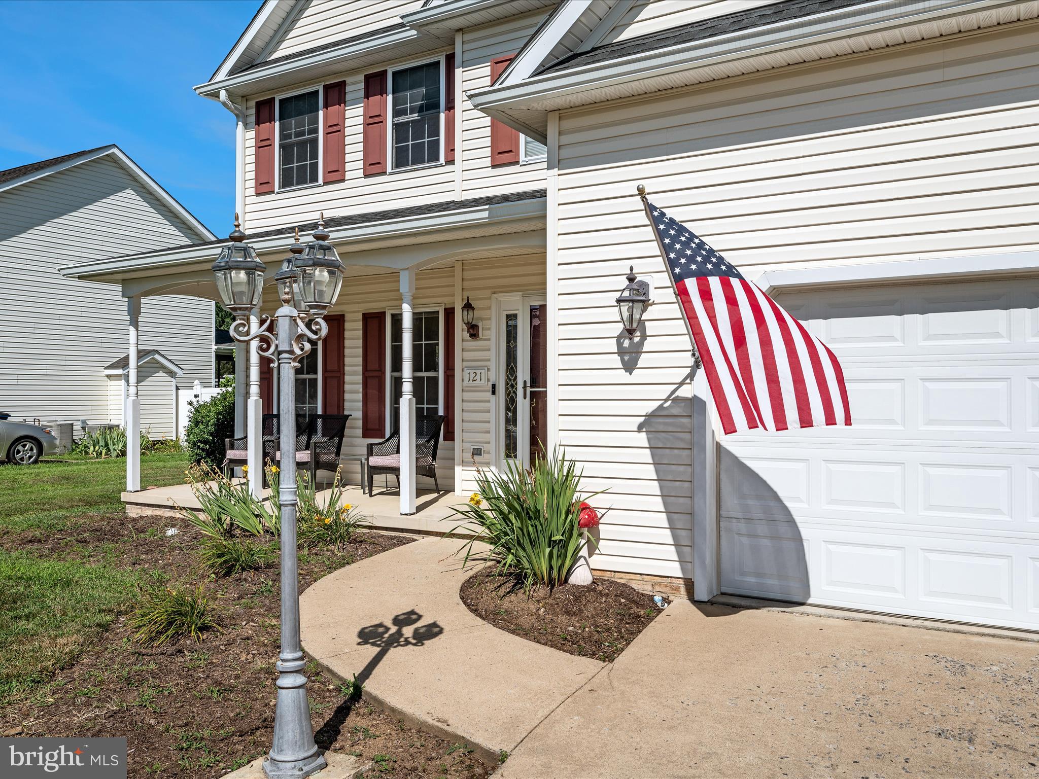 121 Brenton Ct