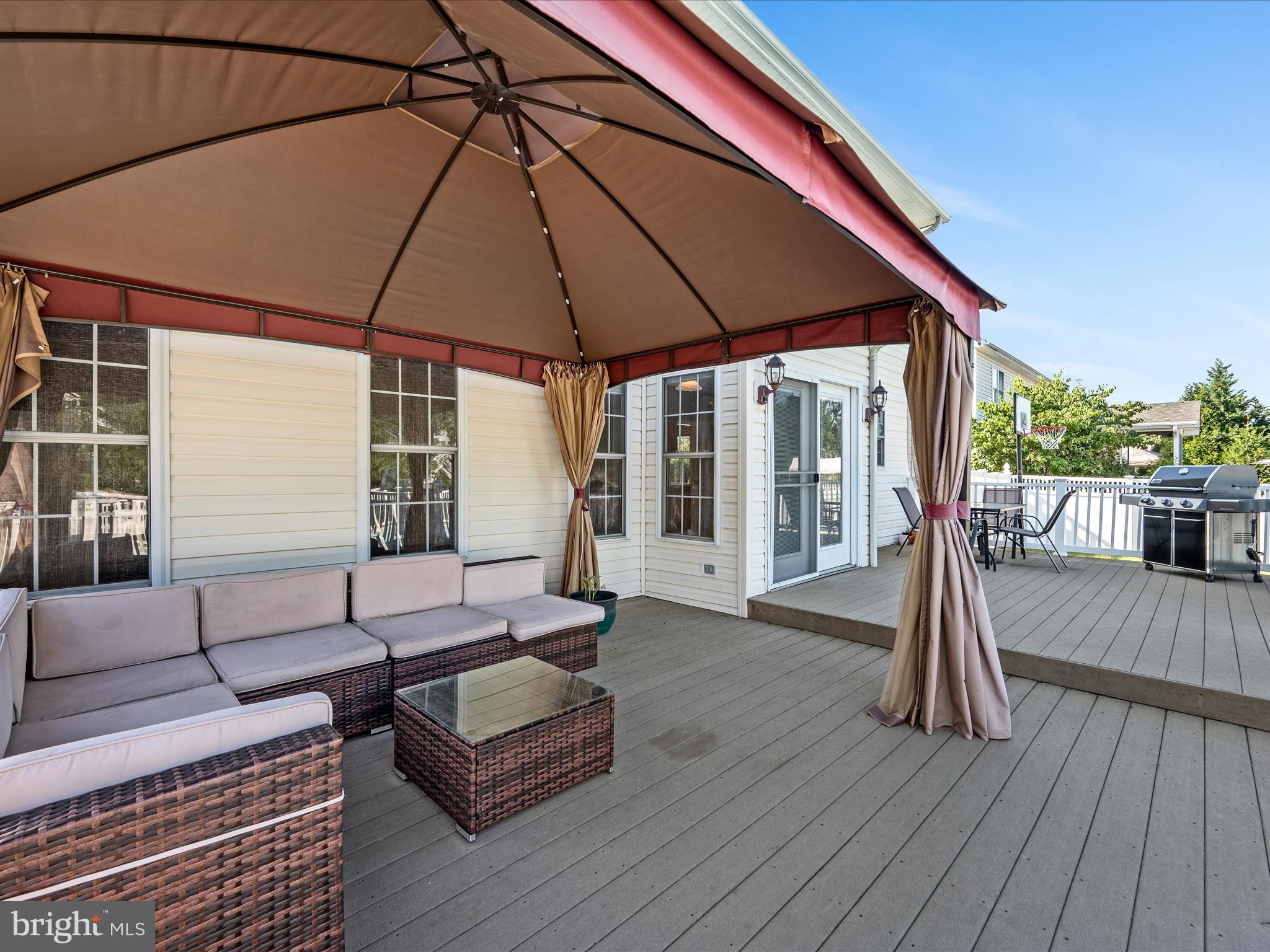 121 Brenton Ct