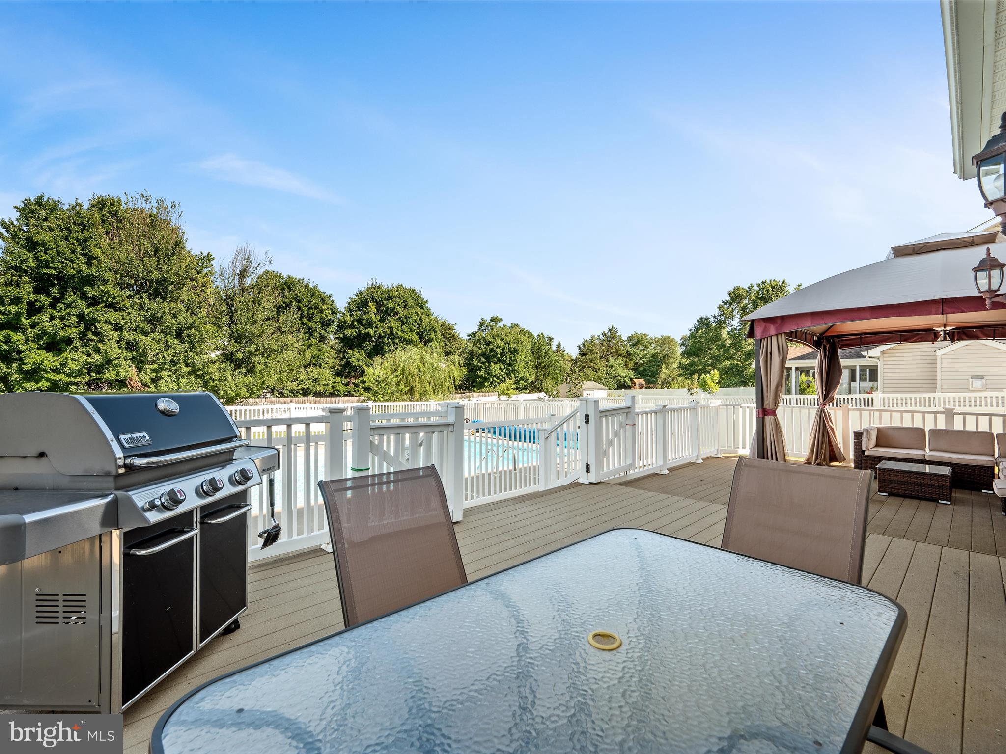 121 Brenton Ct