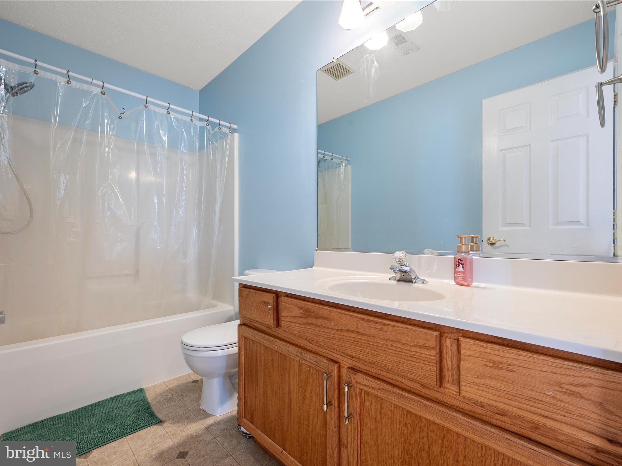121 Brenton Ct