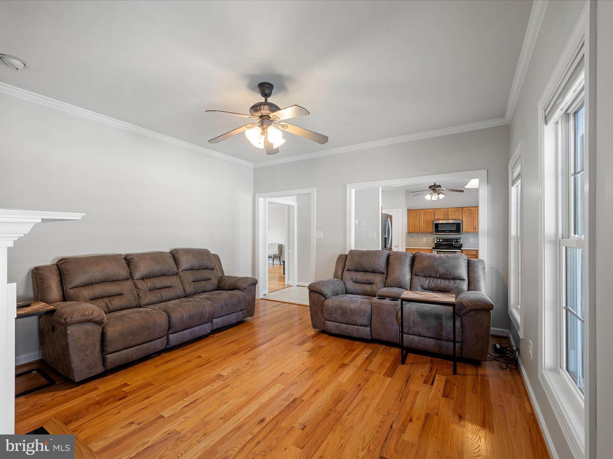 121 Brenton Ct