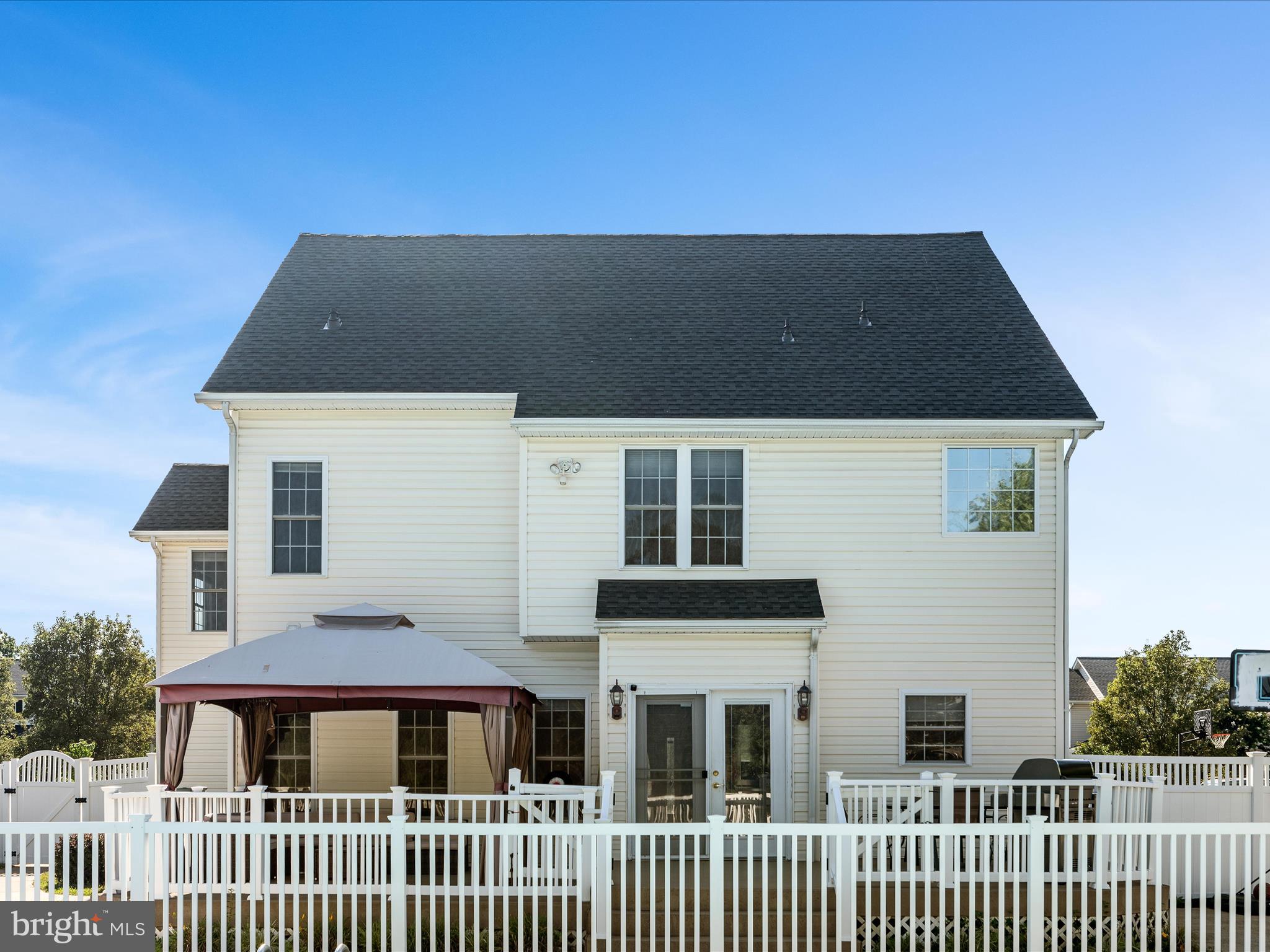 121 Brenton Ct