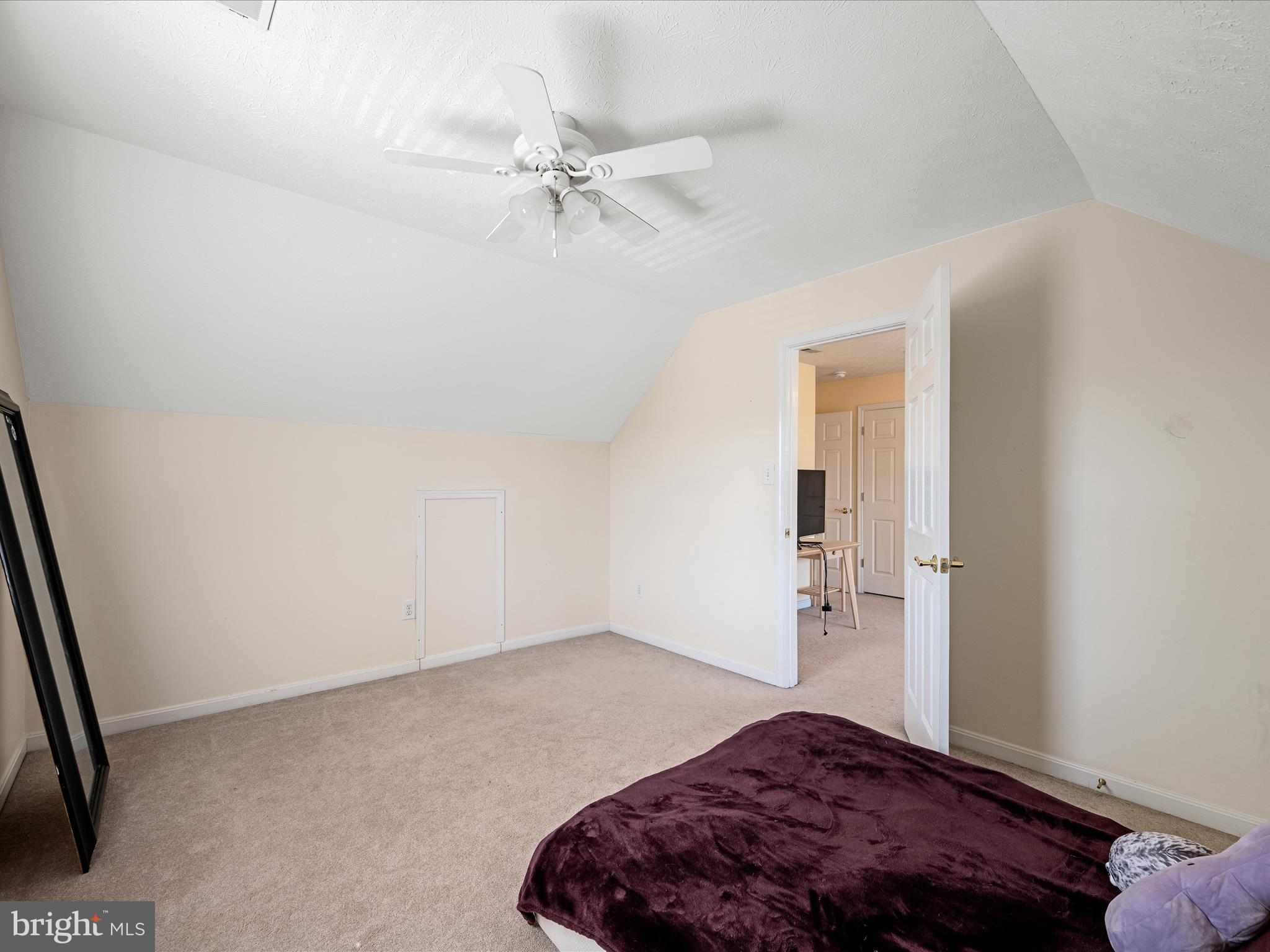 121 Brenton Ct