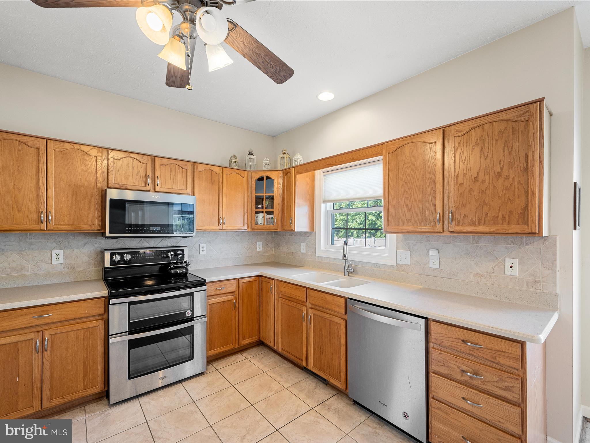 121 Brenton Ct