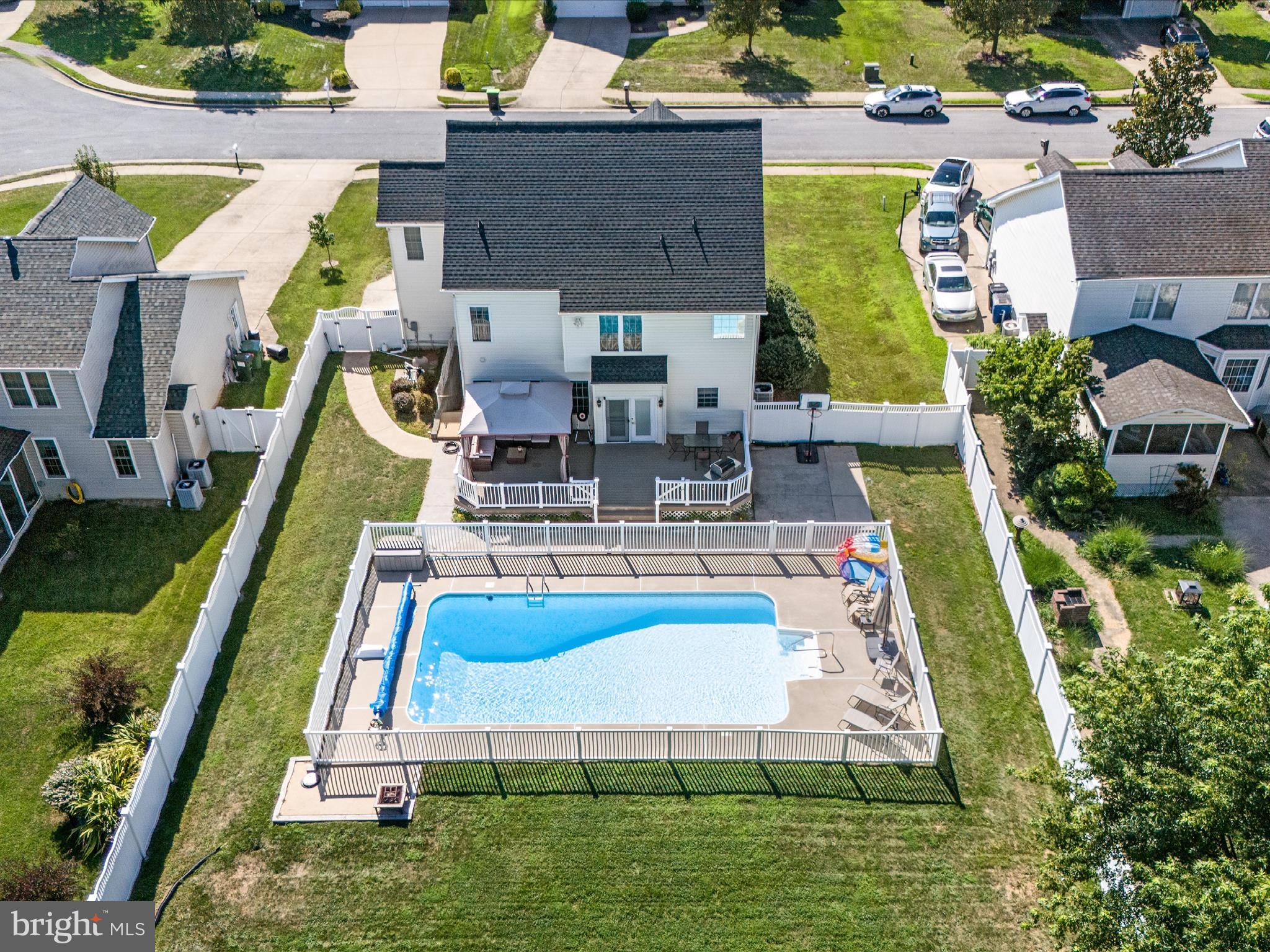 121 Brenton Ct