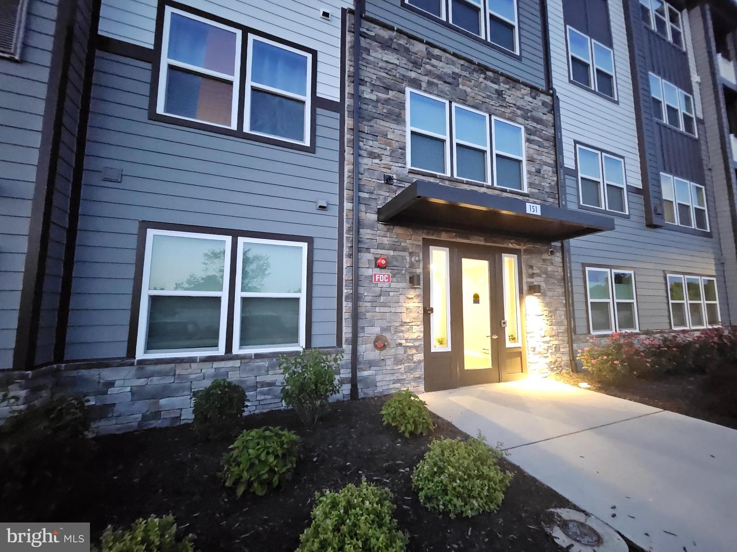 151 McCormick Cir Cir #203