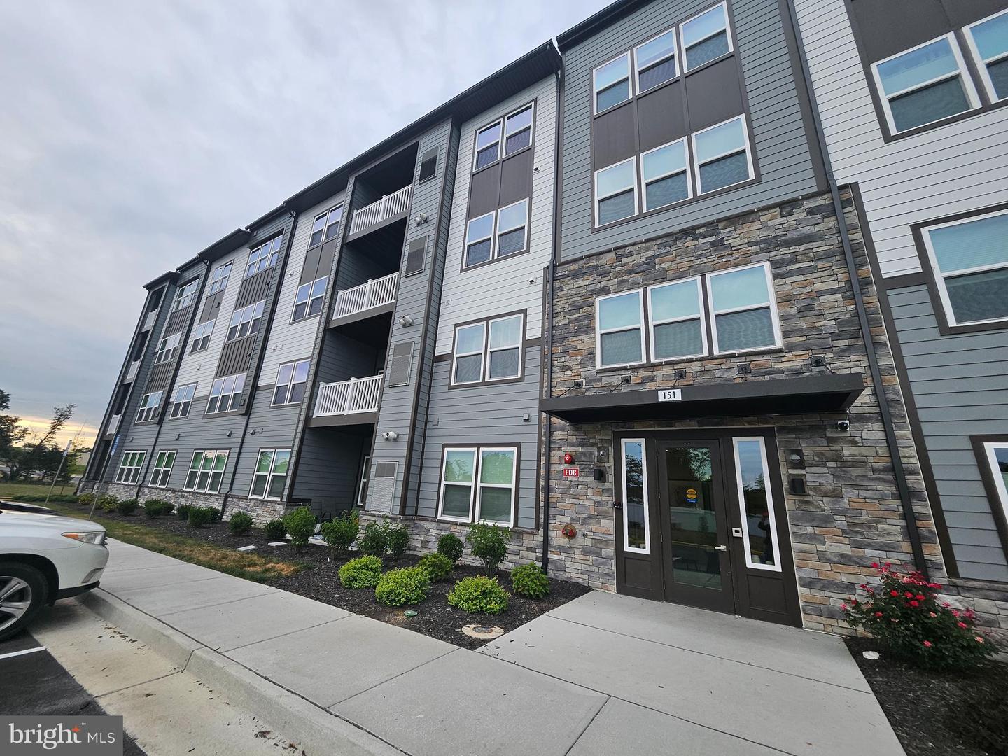 151 McCormick Cir Cir #203