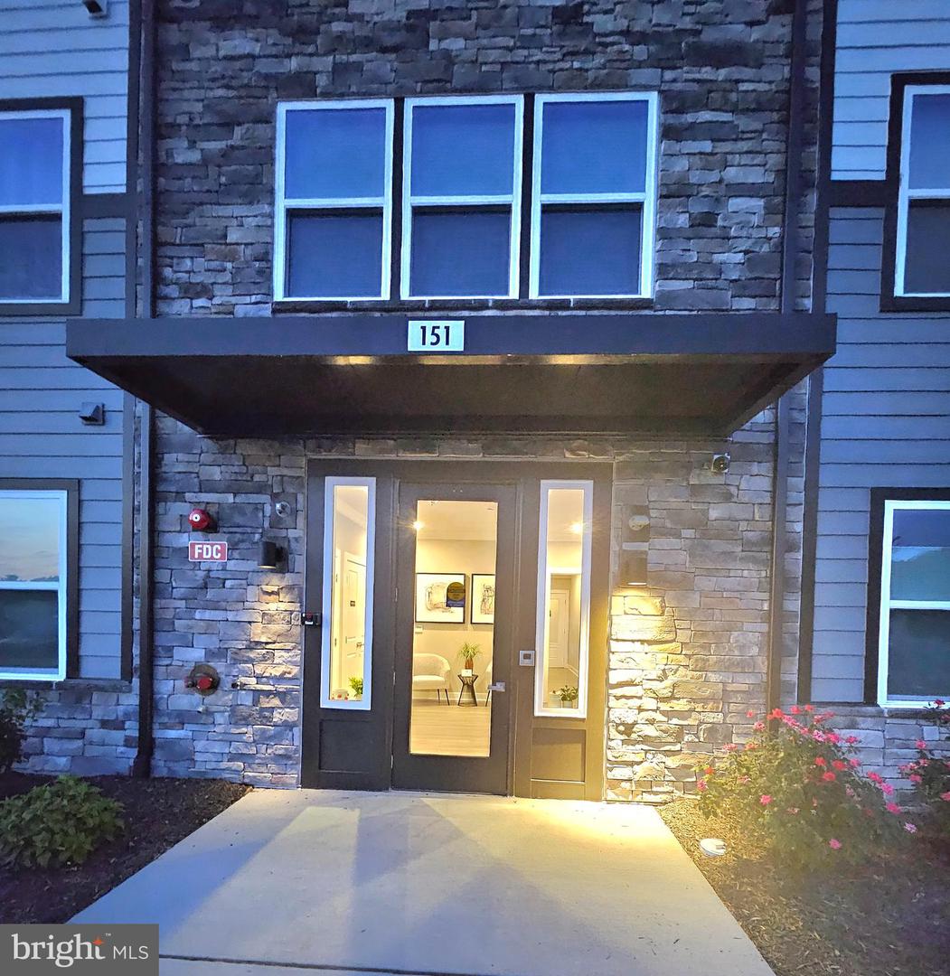 151 McCormick Cir Cir #203