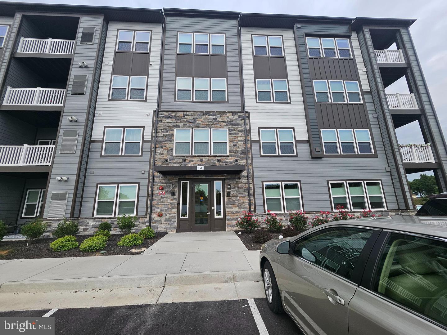 151 McCormick Cir Cir #203