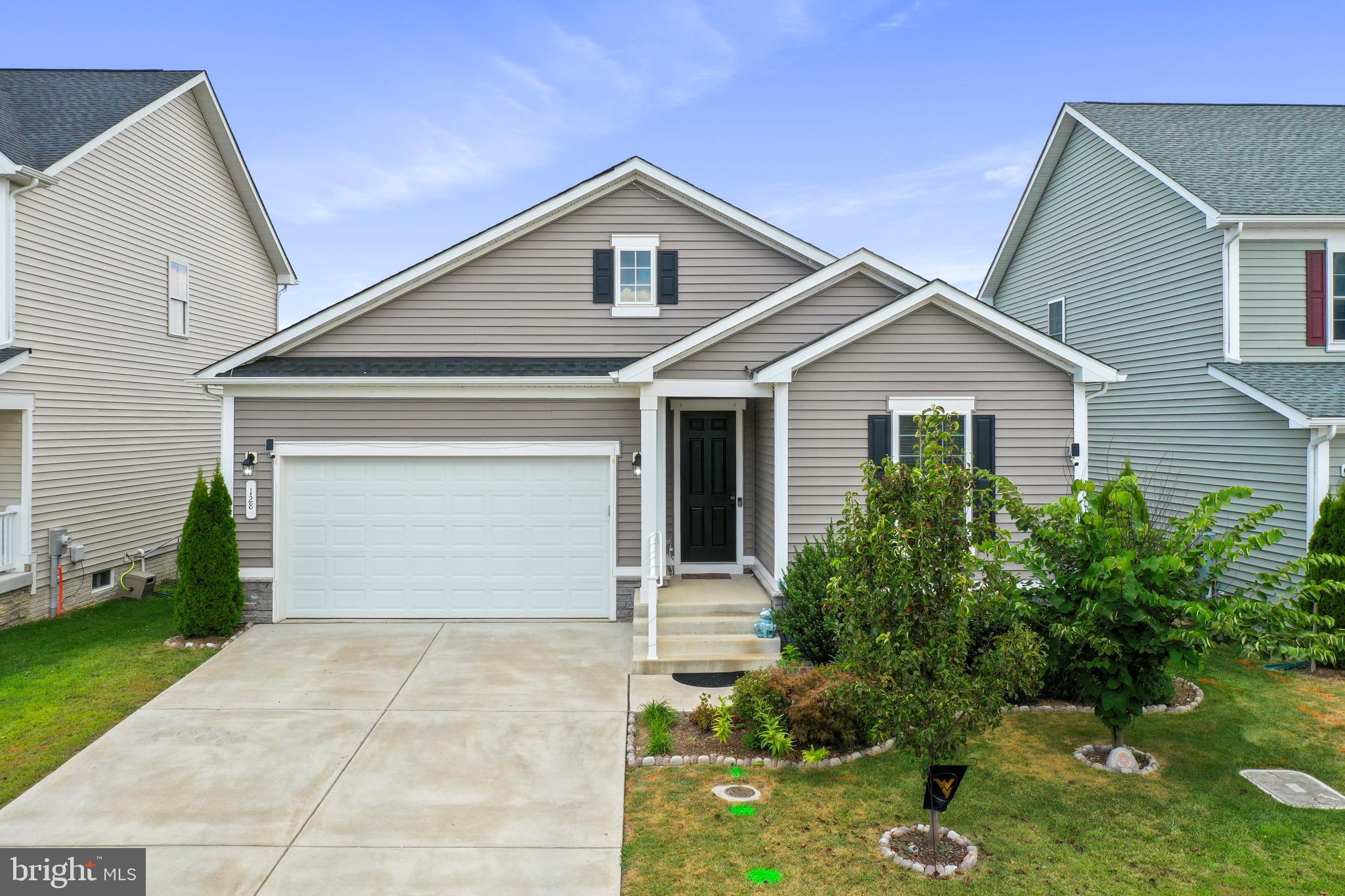 128 Nevermore Dr