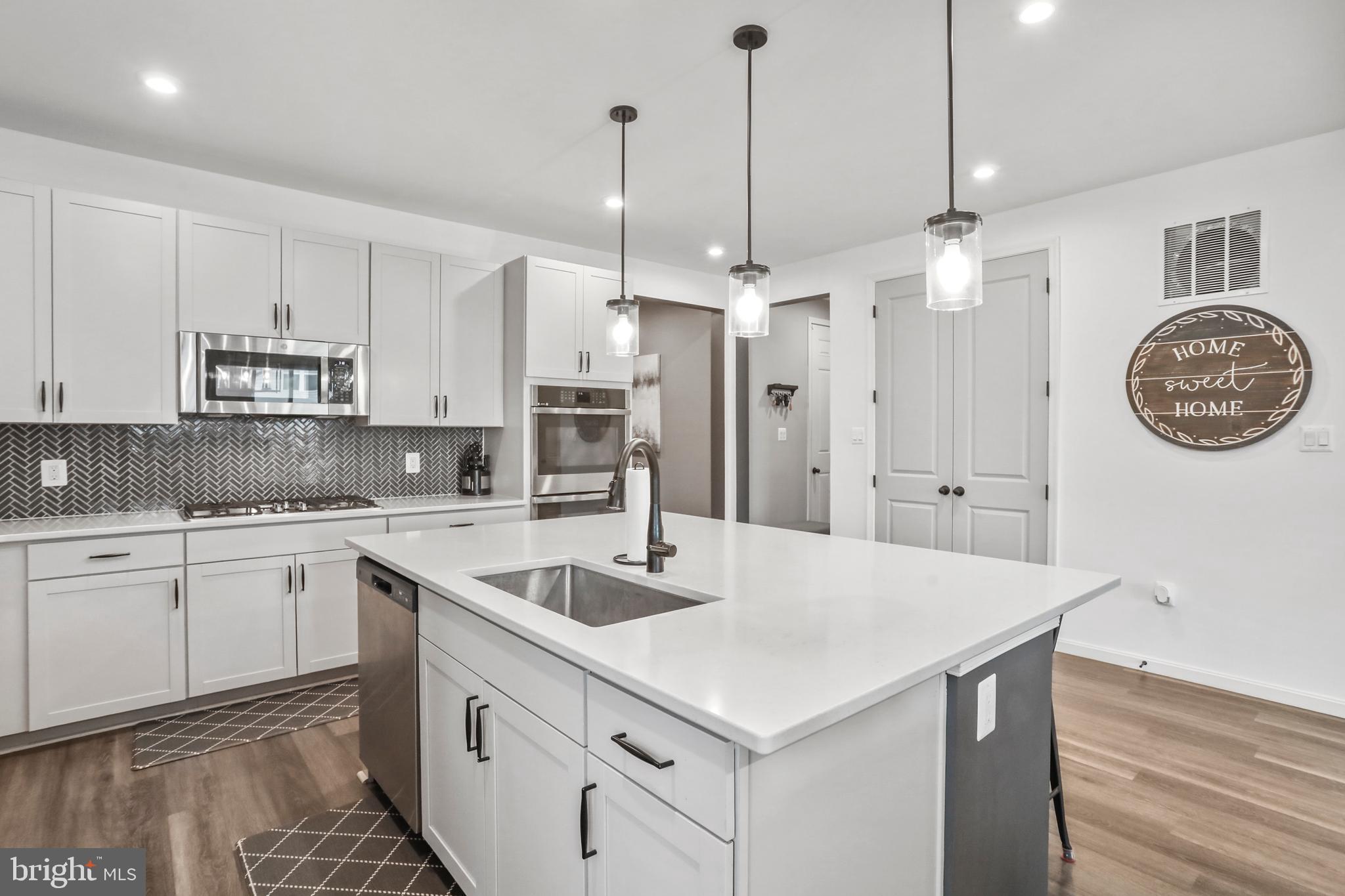 128 Nevermore Dr