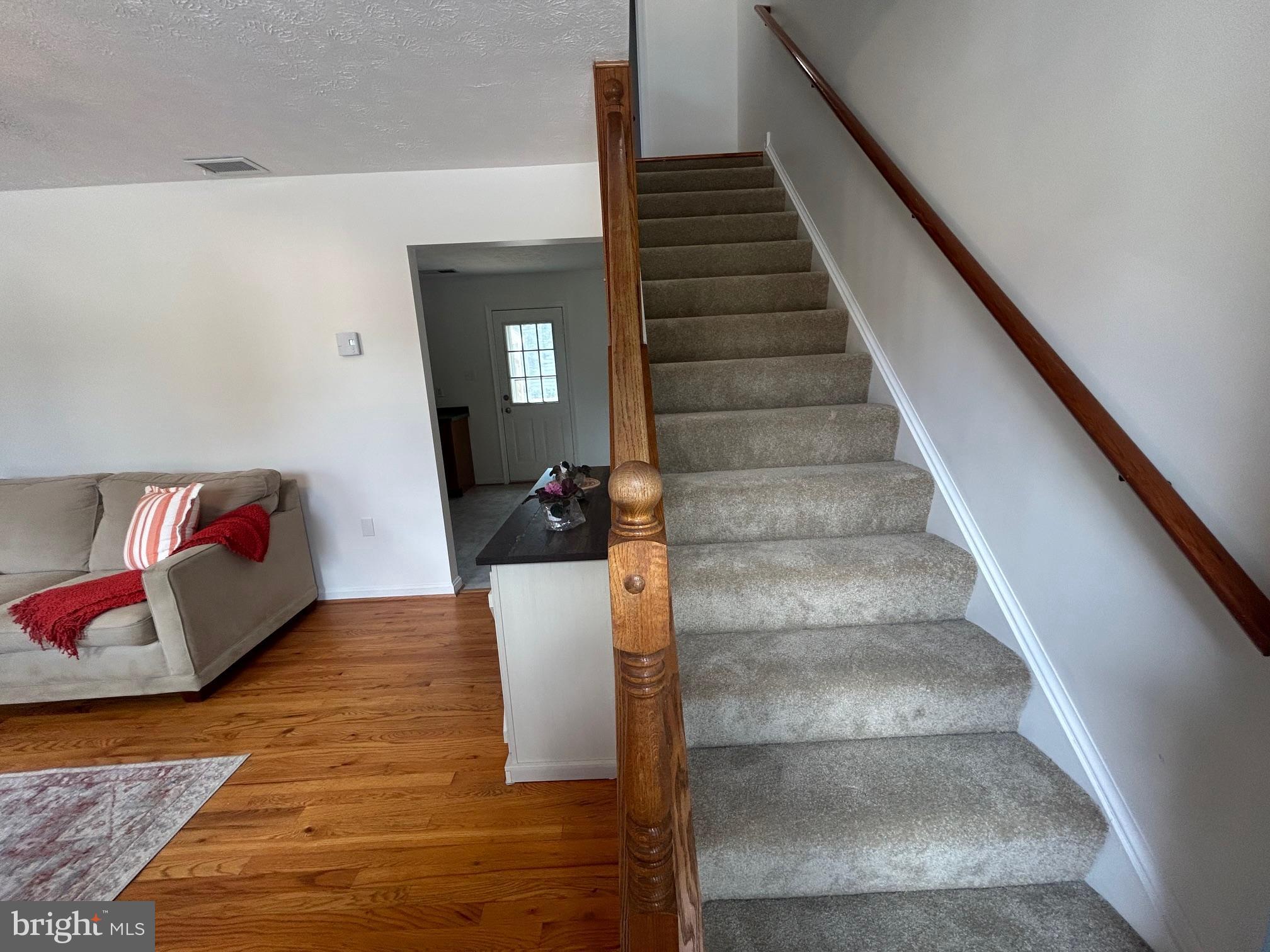 1005 Locust St