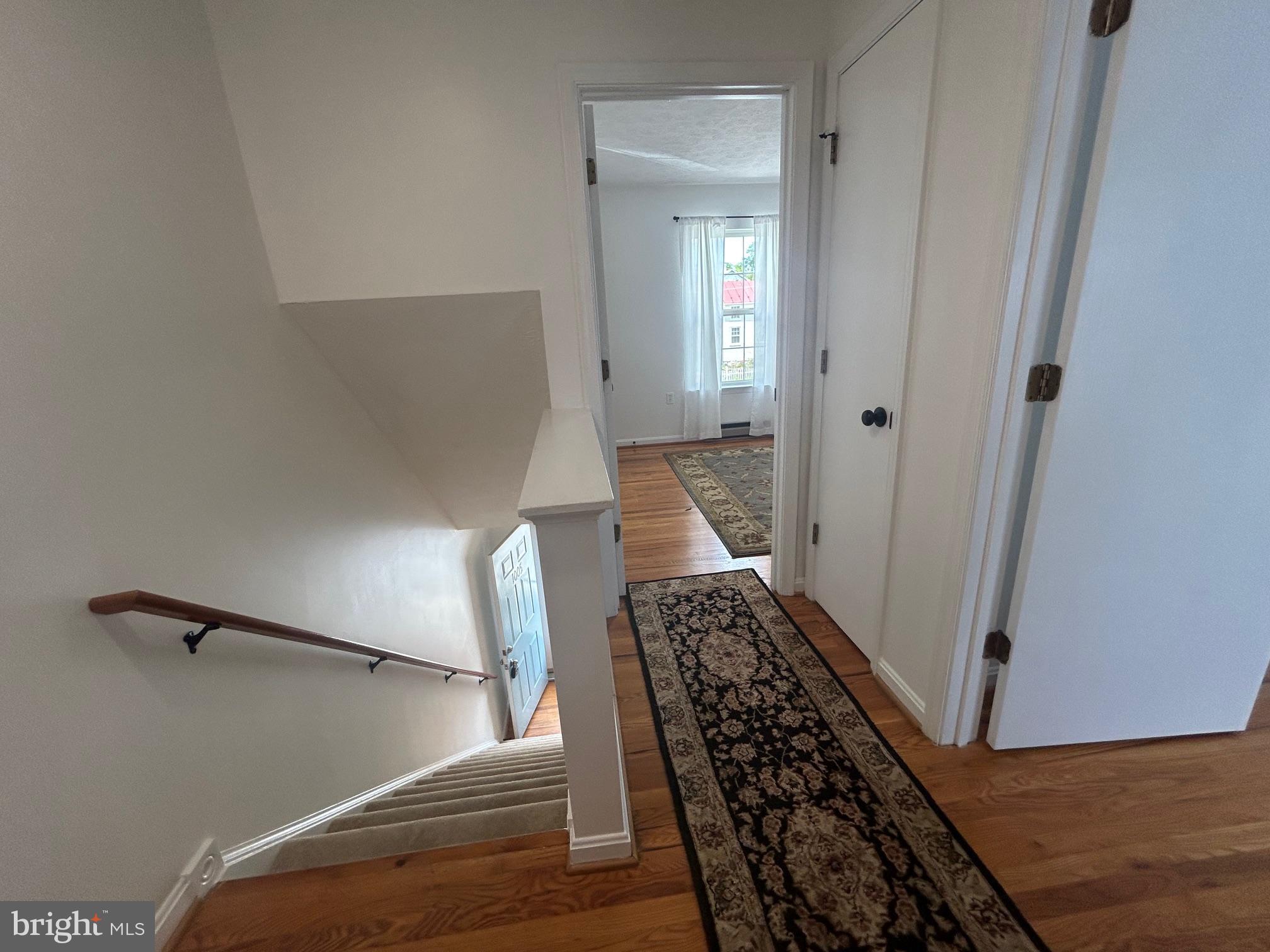 1005 Locust St