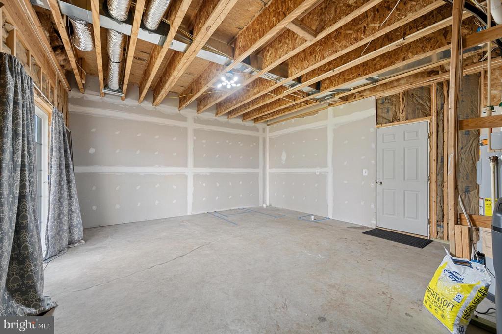 203 STARRY WAY DRIVE