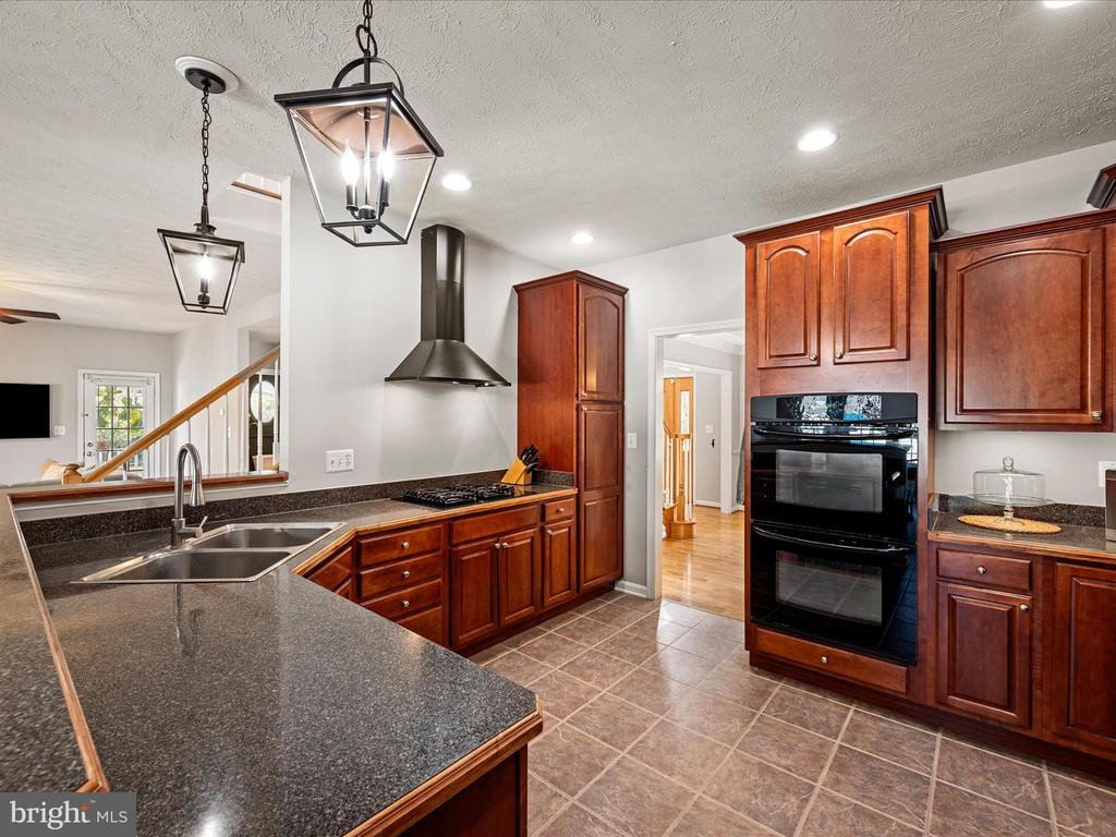 132 CAHILLE DRIVE