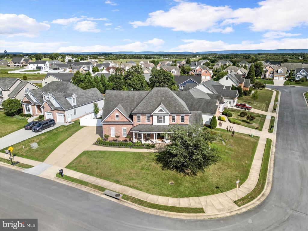 132 CAHILLE DRIVE