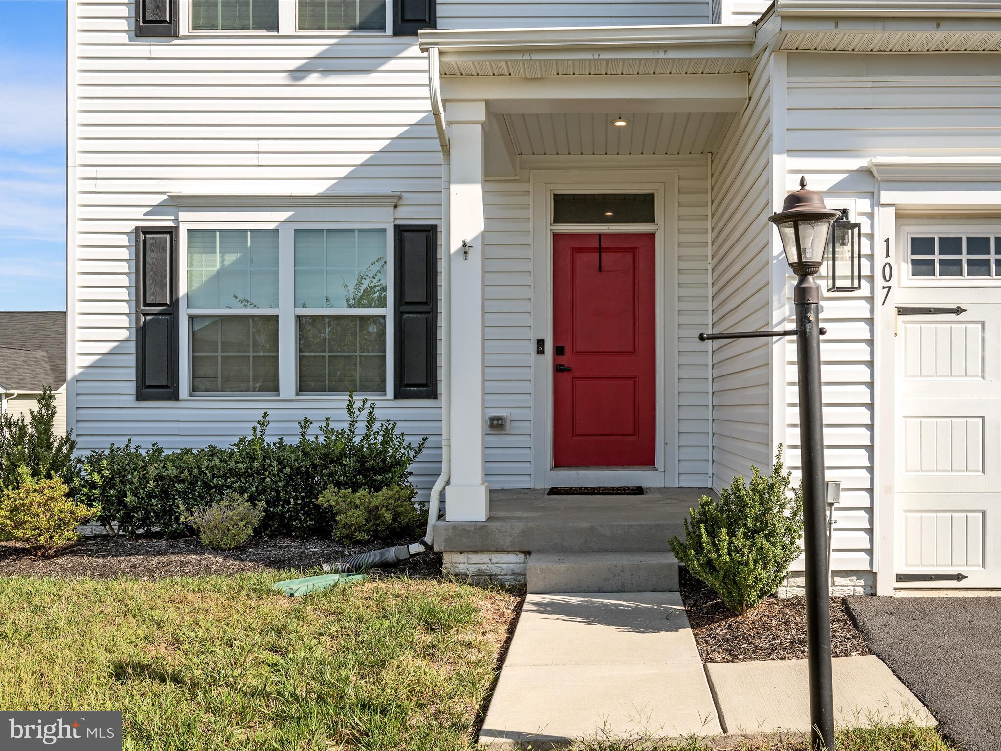107 INTERLACE WAY