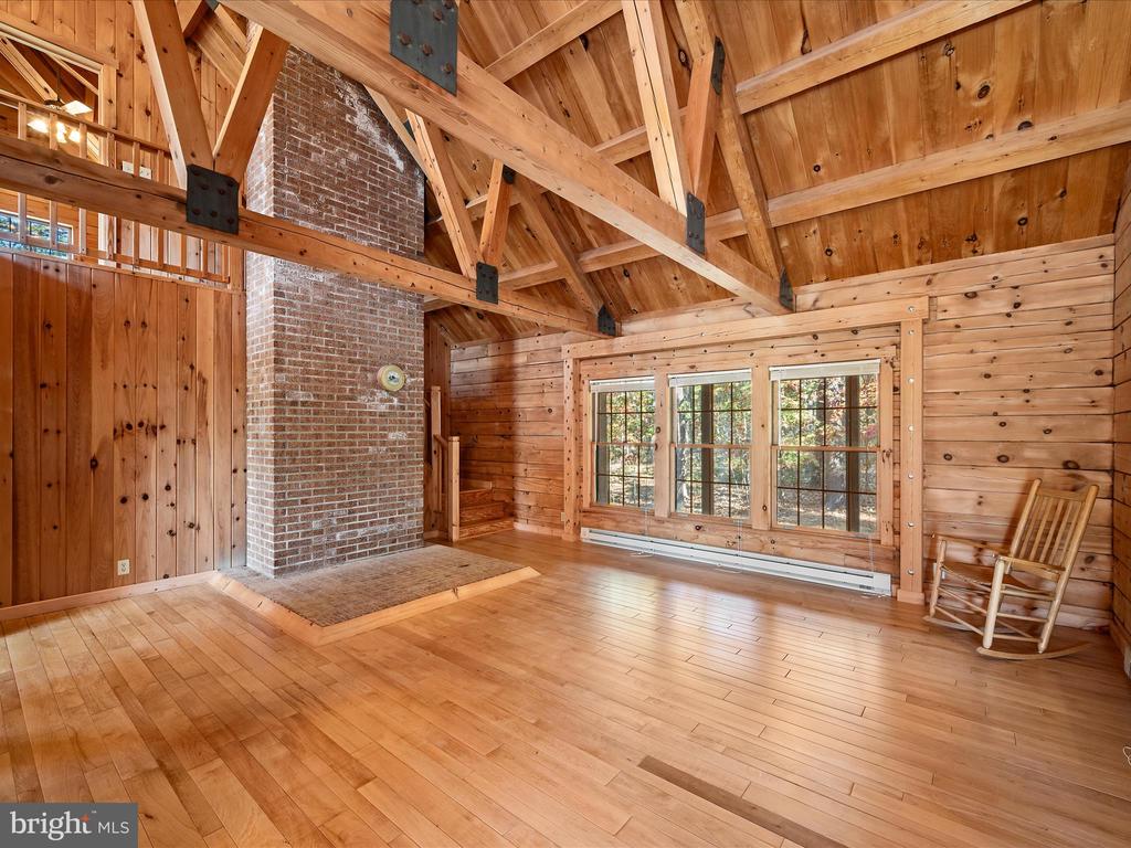175 NIXON DRIVE