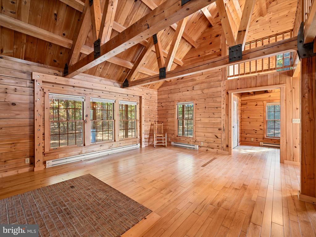 175 NIXON DRIVE