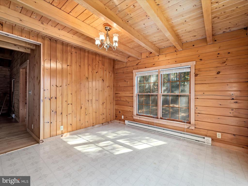 175 NIXON DRIVE
