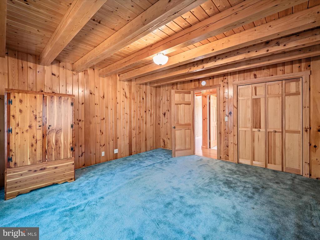 175 NIXON DRIVE