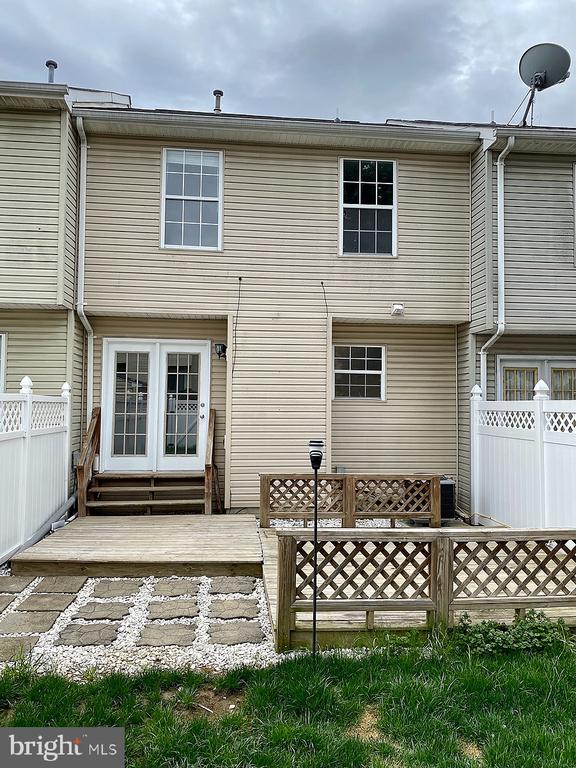 106 PERIDOT PLACE