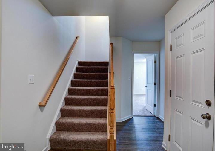 203 SAGE CIRCLE