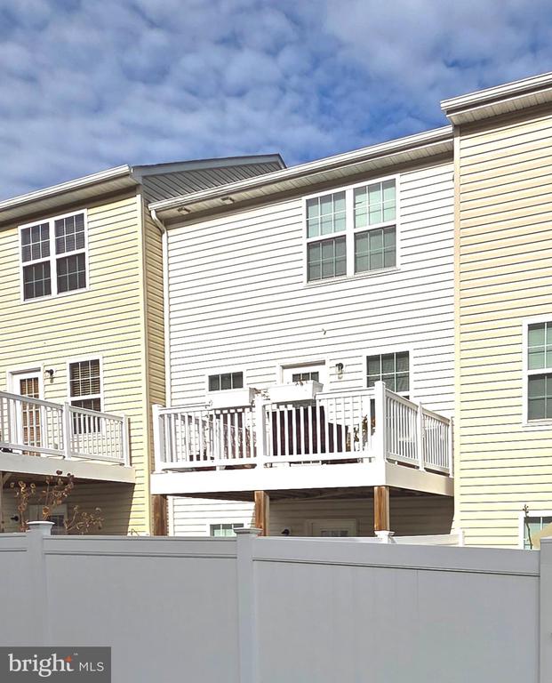 203 SAGE CIRCLE