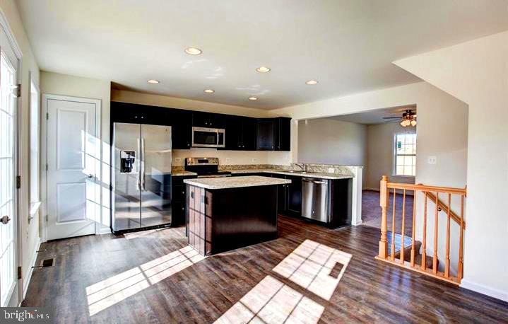 203 SAGE CIRCLE