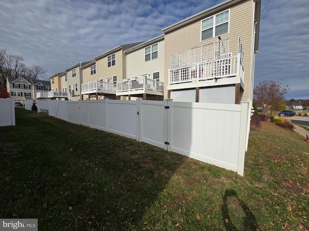 203 SAGE CIRCLE