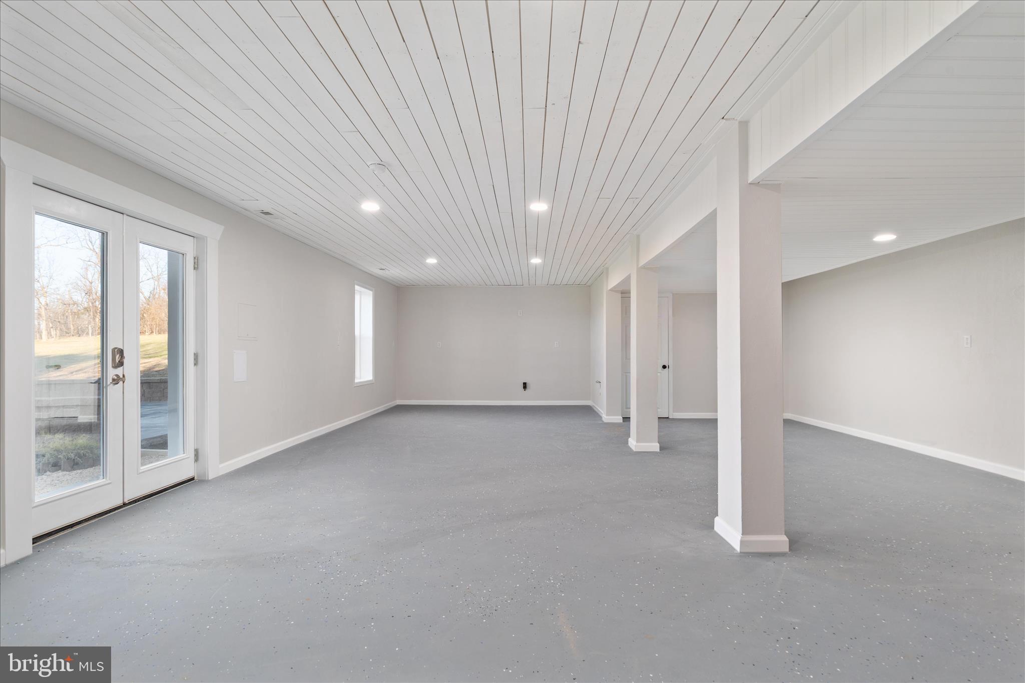 199 MEETING HOUSE DRIVE