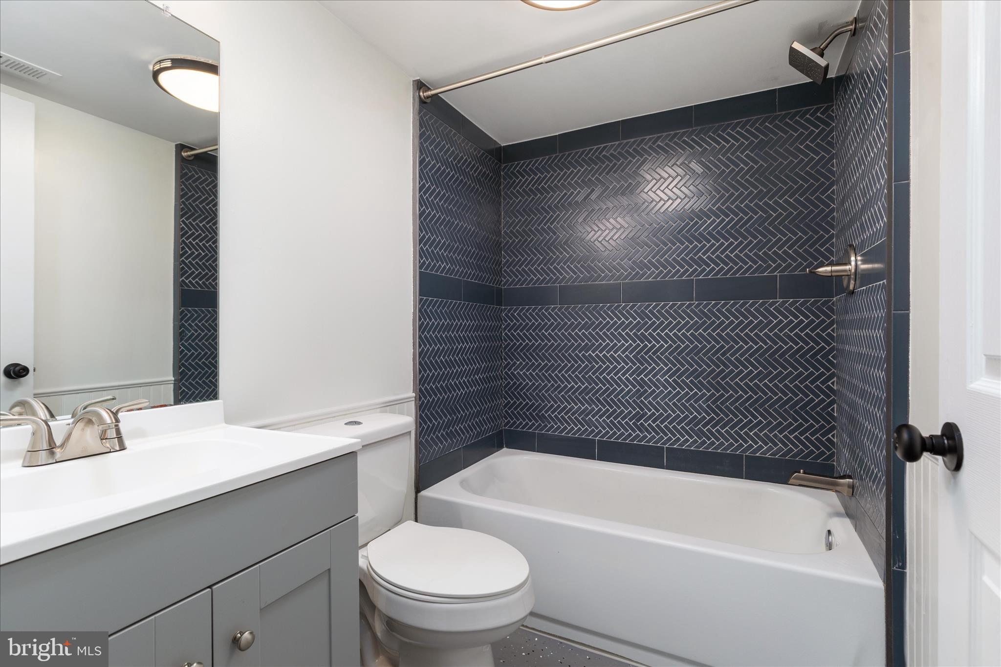 199 MEETING HOUSE DRIVE