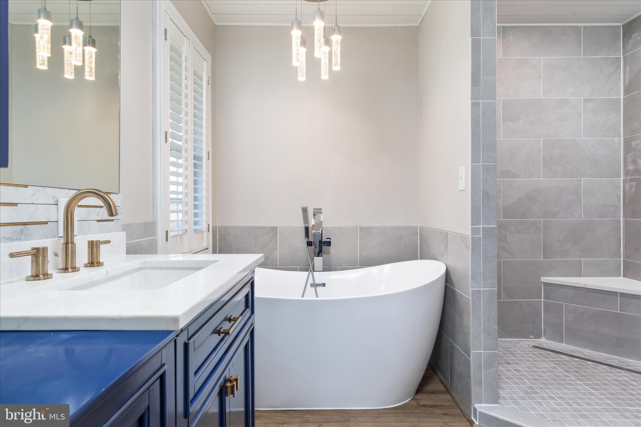 199 MEETING HOUSE DRIVE