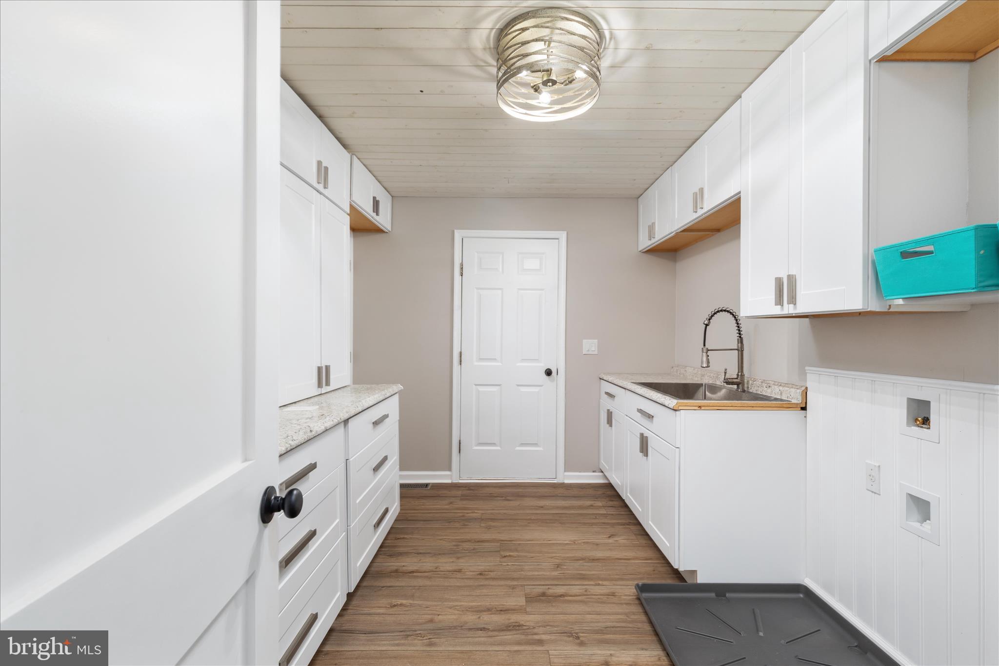 199 MEETING HOUSE DRIVE