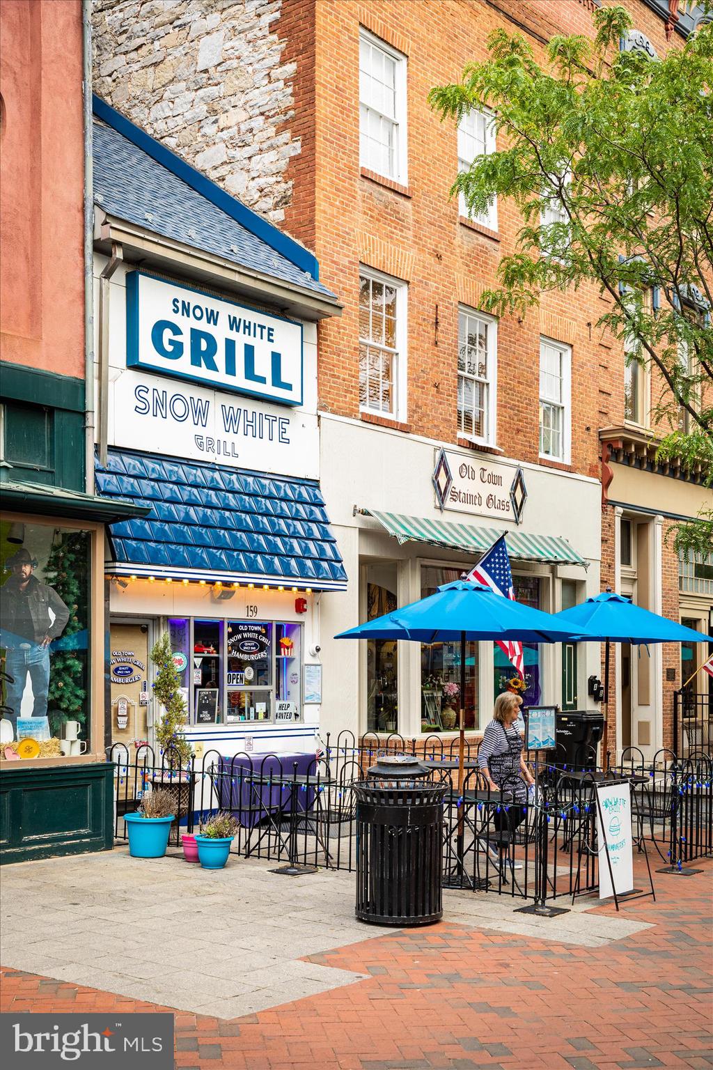 199 MEETING HOUSE DRIVE