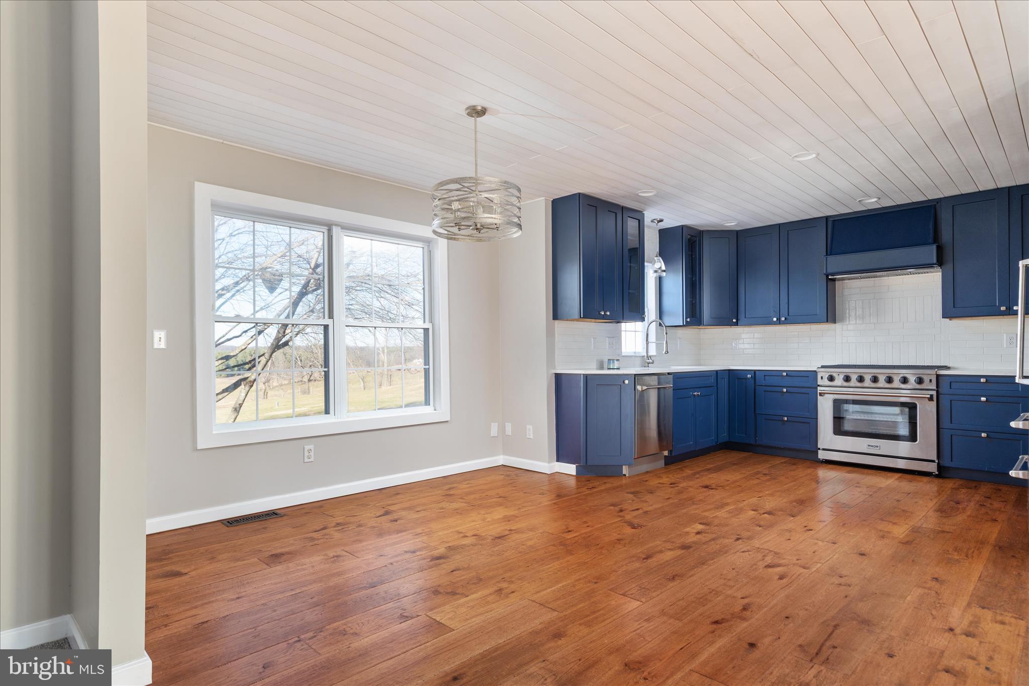 199 MEETING HOUSE DRIVE