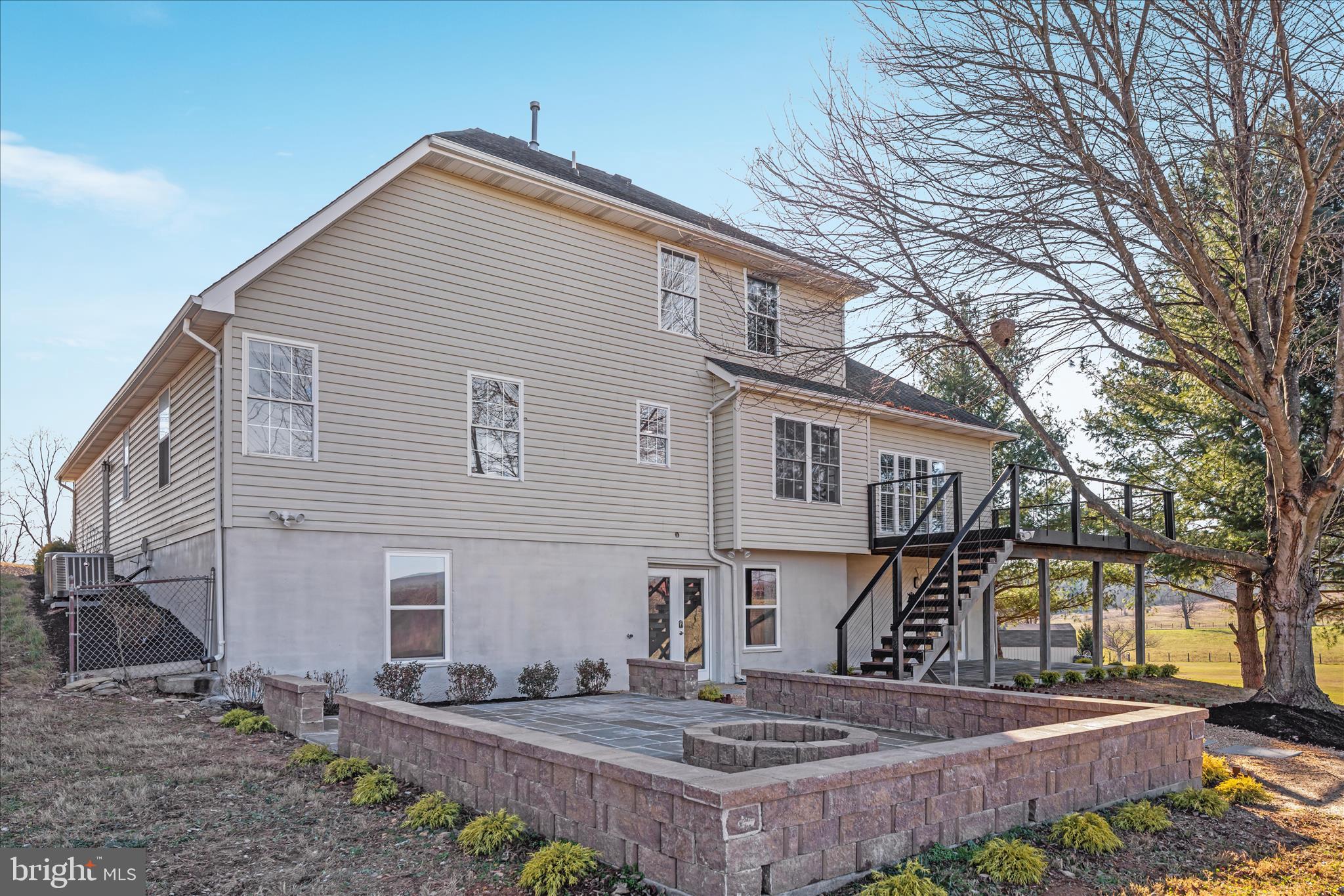 199 MEETING HOUSE DRIVE