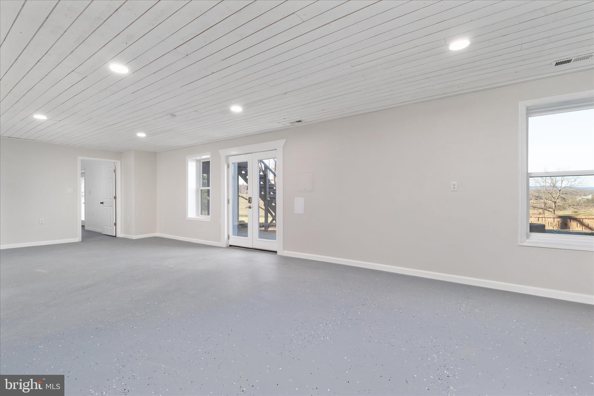 199 MEETING HOUSE DRIVE