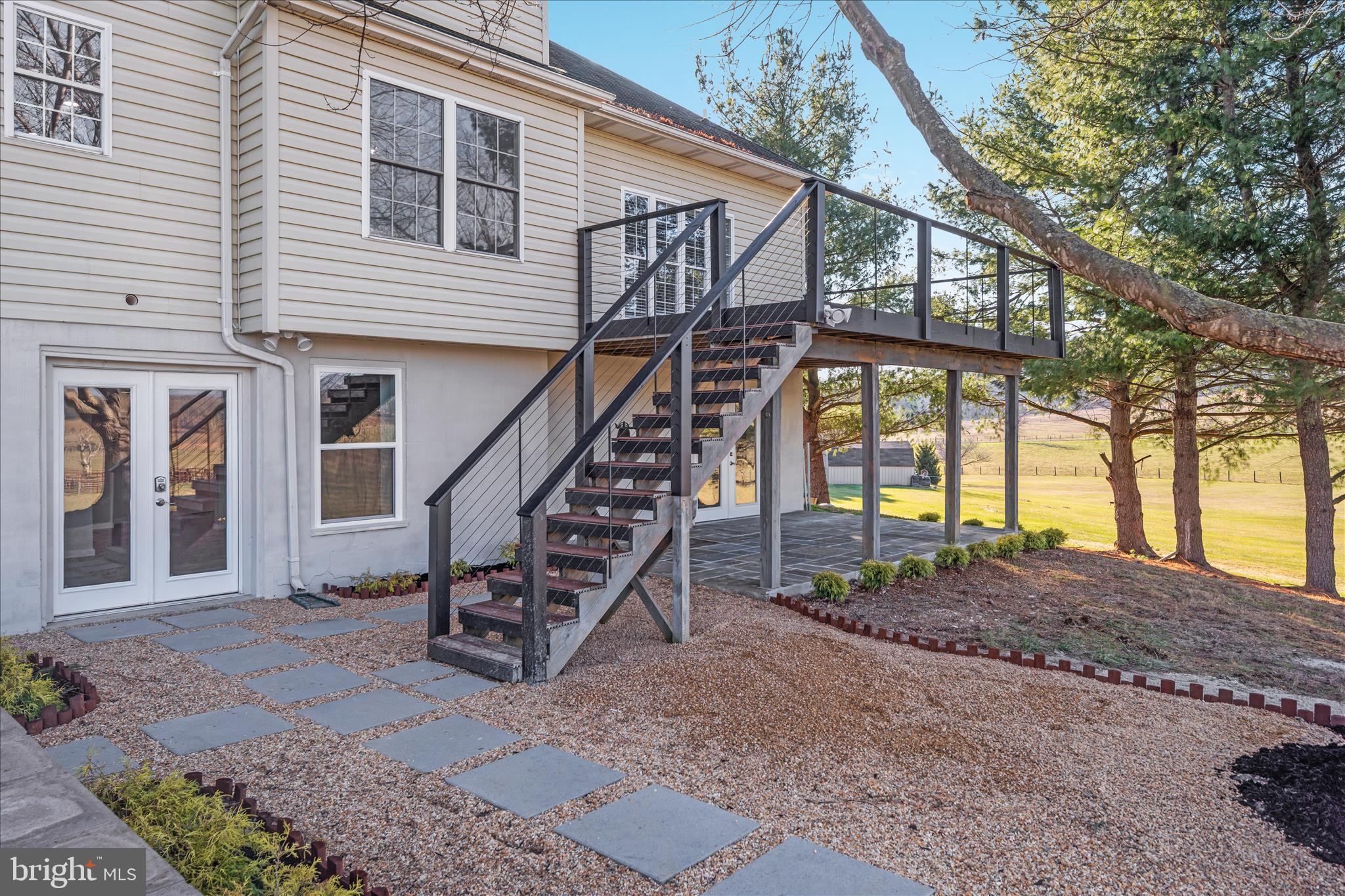 199 MEETING HOUSE DRIVE