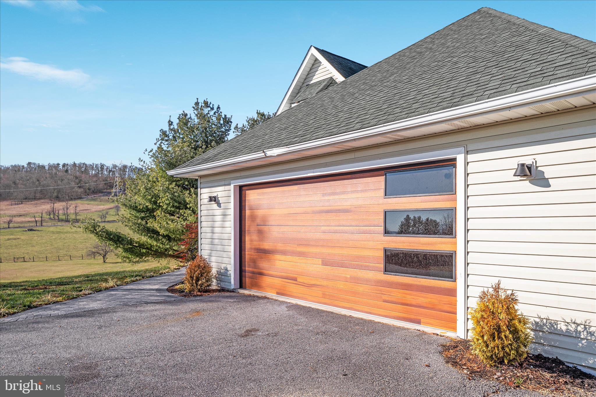 199 MEETING HOUSE DRIVE