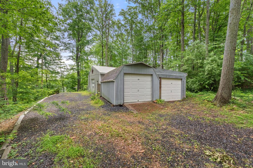 1420 FISHEL ROAD