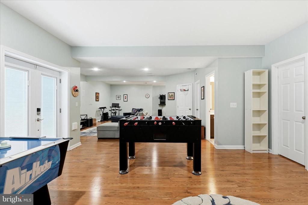 105 GARRET COURT