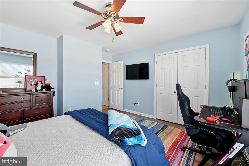 105 GARRET COURT