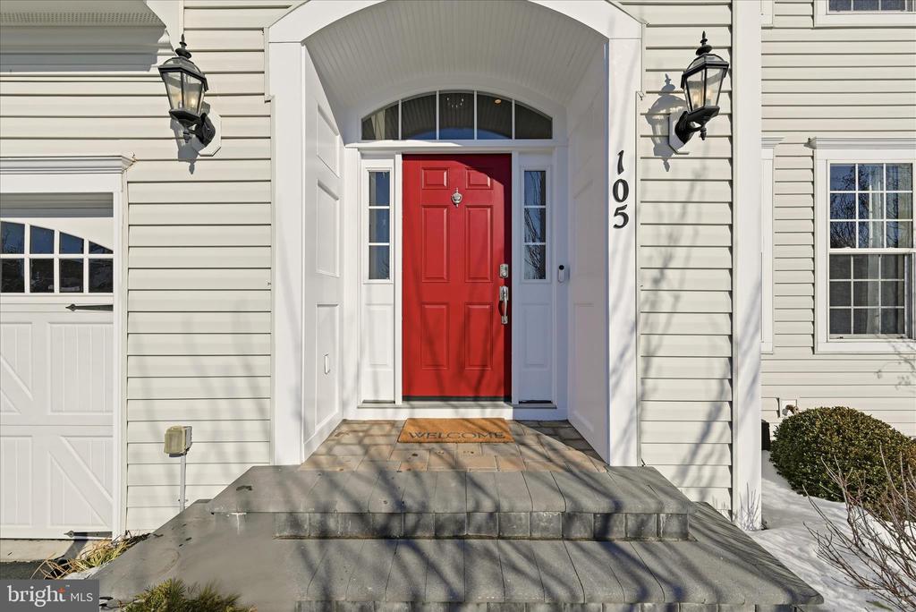 105 GARRET COURT