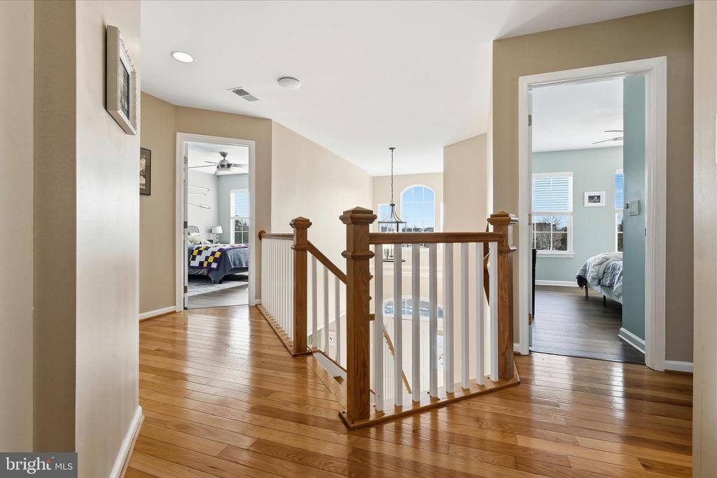 105 GARRET COURT